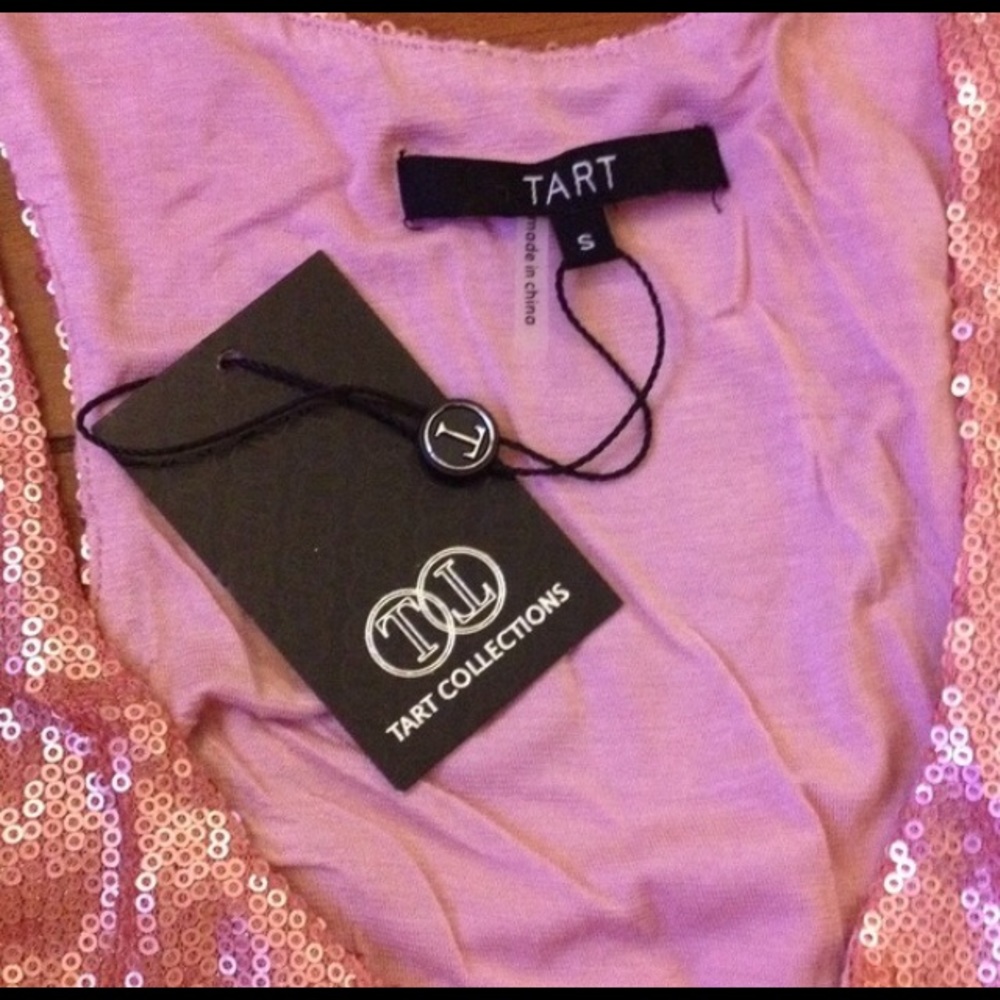 Pink sequin tank - Picture 2 of 3